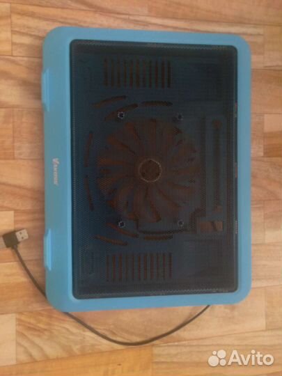 Подставка охлаждения для ноутбука