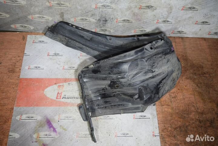 Подкрылок перед право c Honda Fit GE6 L13A
