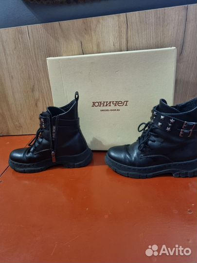 Продам детские демисизонные ботинки Юничел