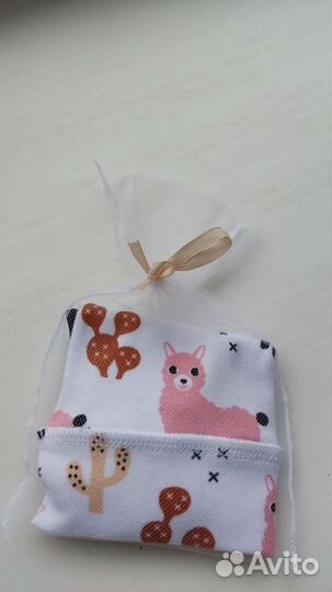 Шапочка для девочки-новая