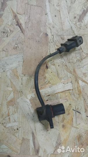 Датчик коленвала 0261210273 geely MK I