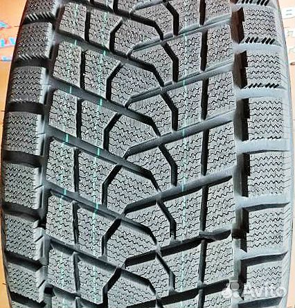 Triangle TR797 235/55 R18