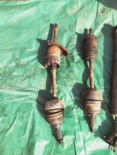 Привода перених колес в сборе (нива )