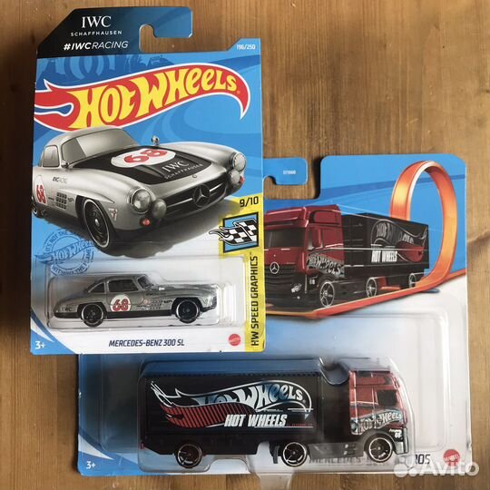 Набор Hot Wheels Mercedes-Benz Actros + легковая