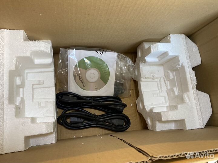Продаю ибп SMART UPS SC 4201