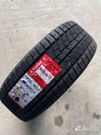 Three-A Winter Pro 225/55 R18 98T