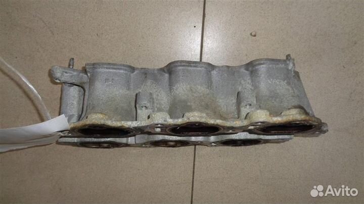 Коллектор впускной нижняя часть Toyota Camry XV50