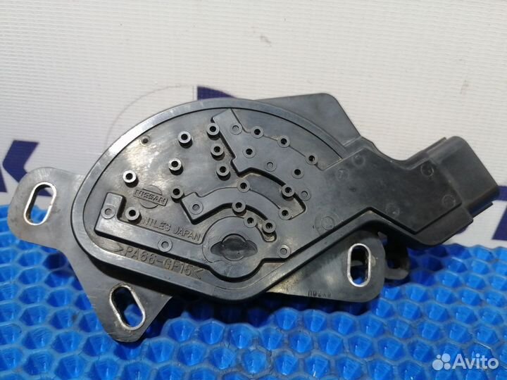 Датчик положения селектора АКПП Nissan X-Trail