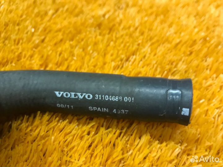 Патрубок системы охлаждения Volvo S60 RS B5244S2