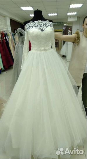 Свадебное платье