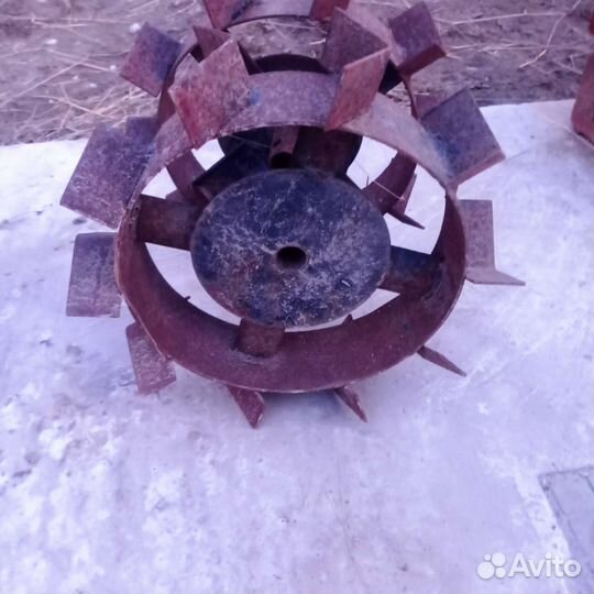 Железные колеса на мотоблок диаметр 25мел. для оси