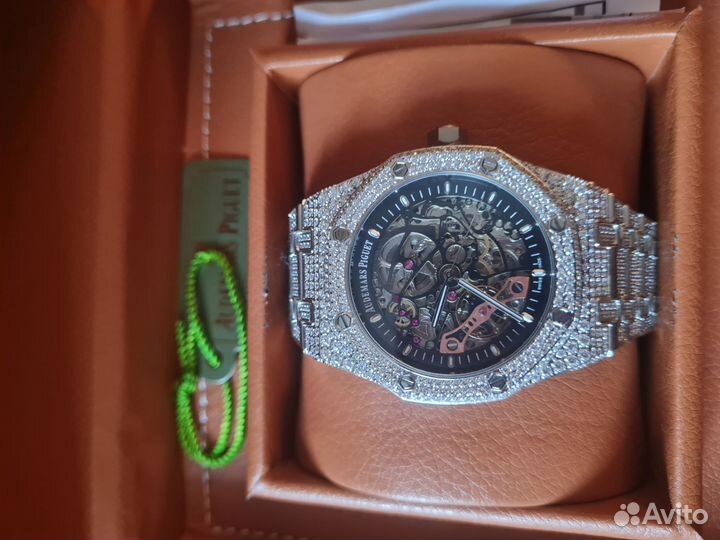 Люксовые часы audemars piguet swarovski