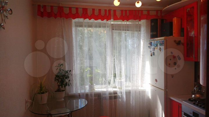 2-к. квартира, 54 м², 3/9 эт.