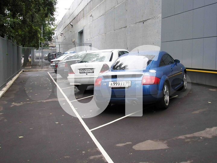 Продам здание, 1780 м²