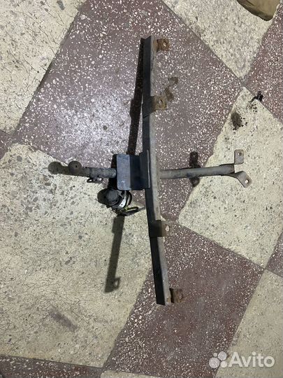 Фаркоп на chevrolet niva