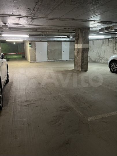 Машиноместо, 15 м²