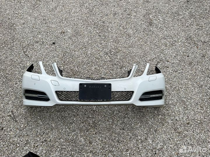 Бампер передний Mercedes W212