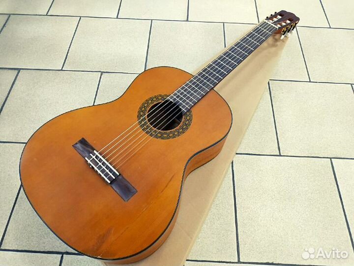 Гитара классическая массив кедра