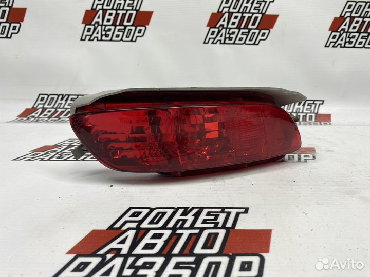 Фонарь противотуманный задний левый Lexus RX