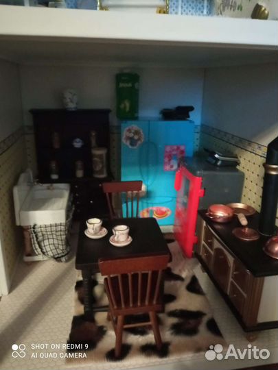 Домик кукольный