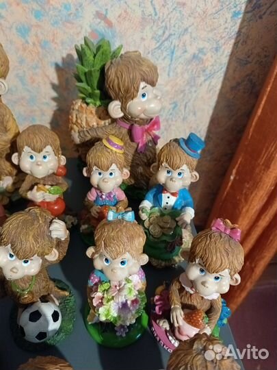 Обезьяна фигурка