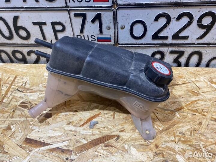 Расширительный бачок Ford Mondeo 3 2002