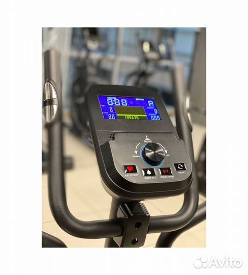 Эллиптический тренажер