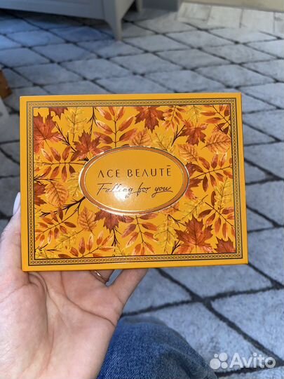 Тени для век