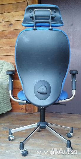 Офисное кресло Бюрократ