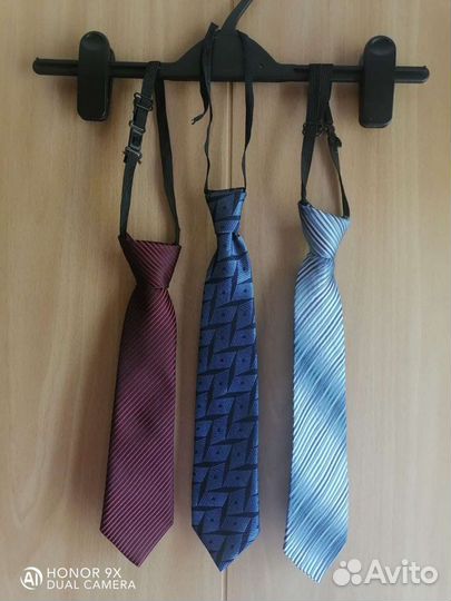 Галстук школьный