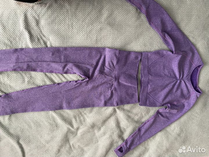 Костюм для занятий спортом женский