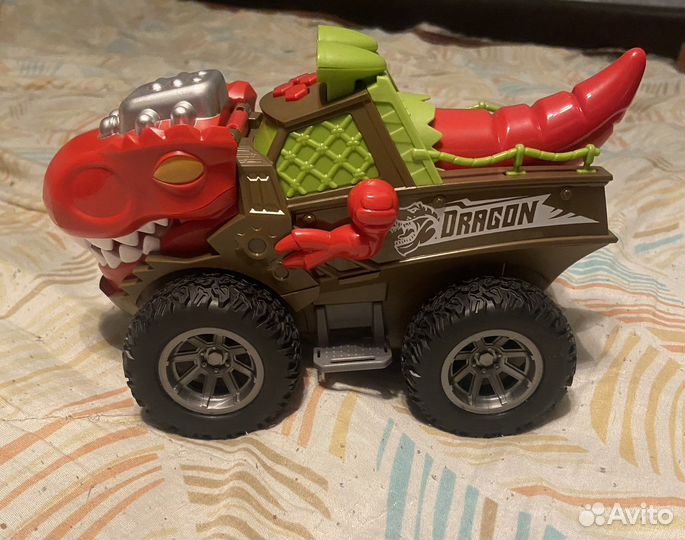 Машинка игрушечная новая