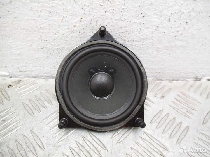 Динамик Mercedes C-klasse W205 2058205600