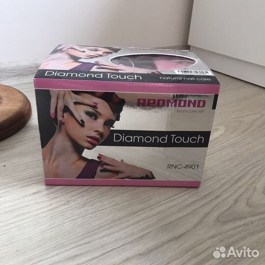 Маникюрный набор redmond