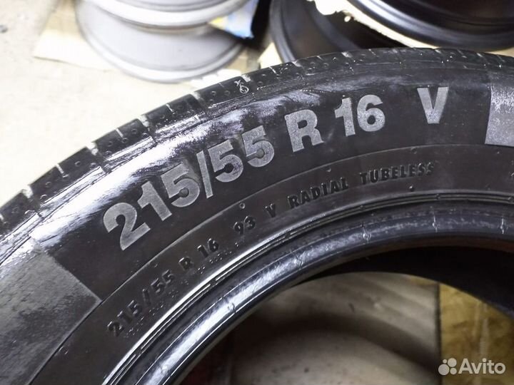 Continental ContiPremiumContact 5 215/55 R16