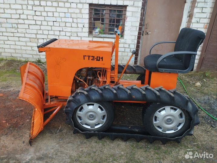 Самодельный мини трактор на гусенницах