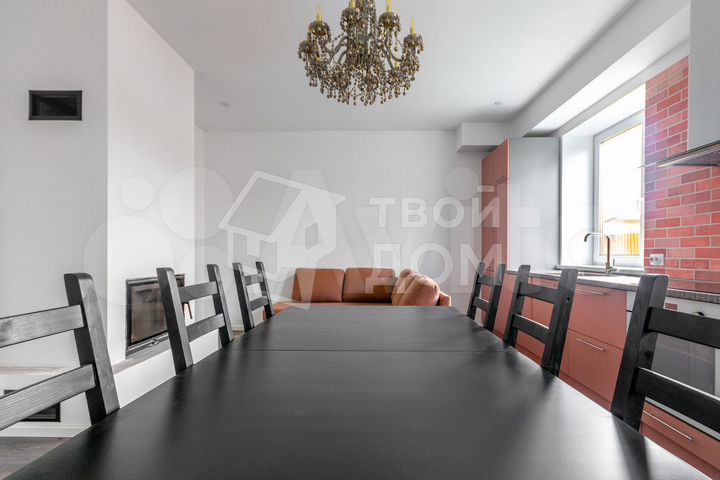 Дом 214 м² на участке 16 сот.