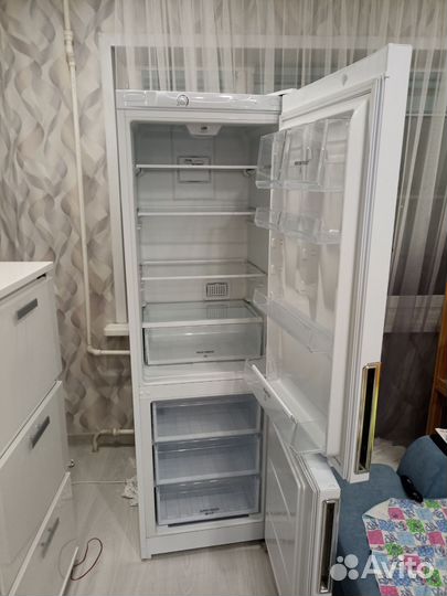 Холодильник hotpoint ariston hf4180w