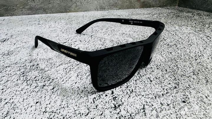 Солнцезащитные очки мужские Armani