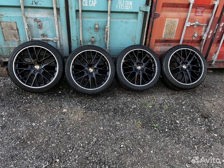 Оригинальные колеса Porsche Panamera R21
