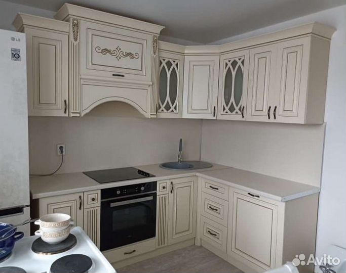 Кухонные гарнитуры угловые