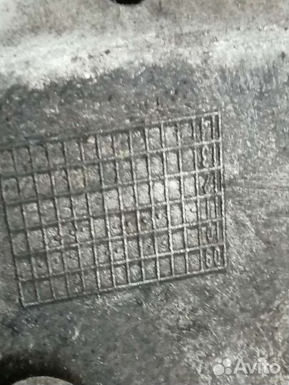 Кронштейн крепления АКПП Audi a6