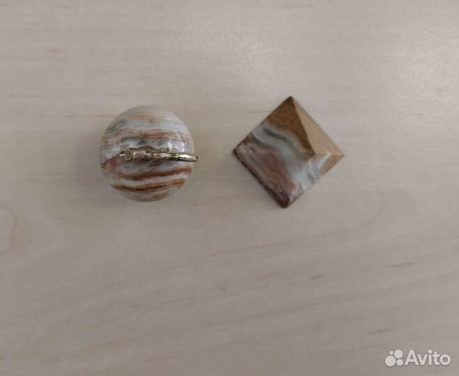 Фигурки из оникса