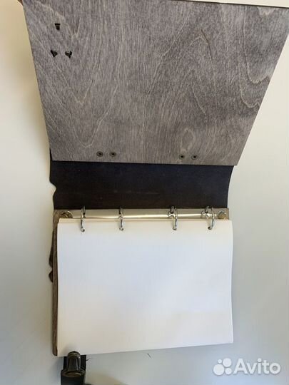 Записная книжка- блокнот из кожи и дерева