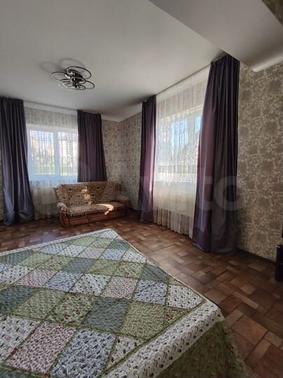 2-к. квартира, 85 м², 1/2 эт.