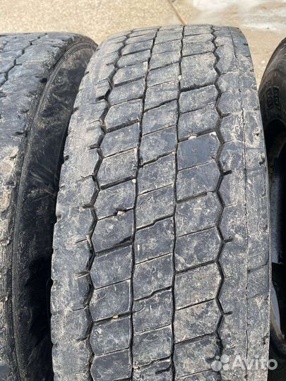 Bridgestone Blizzak WS-80 295/80 R22.5