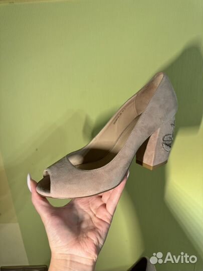 Туфли Эконика бежевые 37