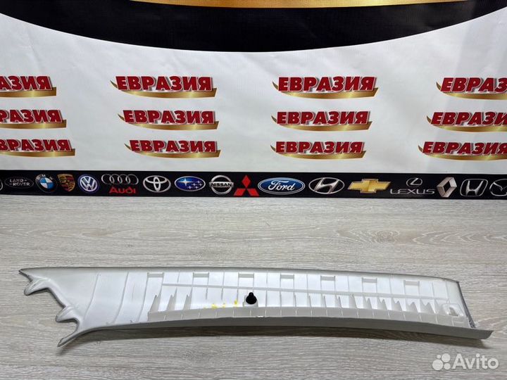 Накладка на стойку передняя левая Honda Accord CL7