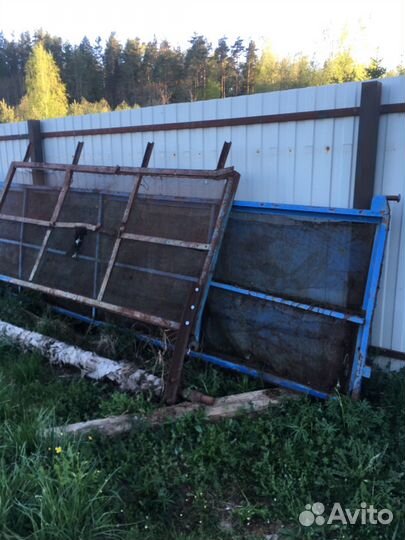 Прицеп тракторный 2ПТС-4,5 8549, 2009