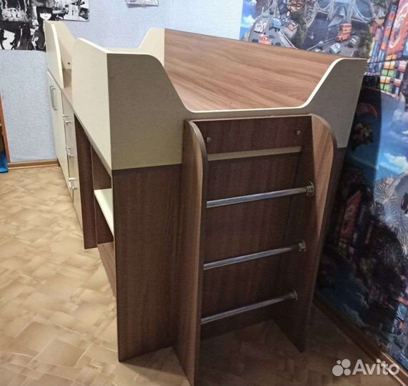 Детская кровать с матрасом